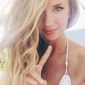 Meet your Posher, Ainsley